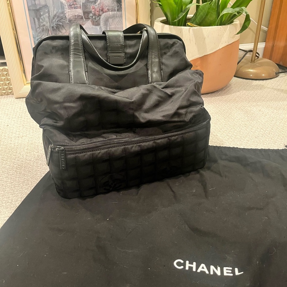 CHANEL Vintage Travel Ligne Doctor Bag - Picture 2 of 7